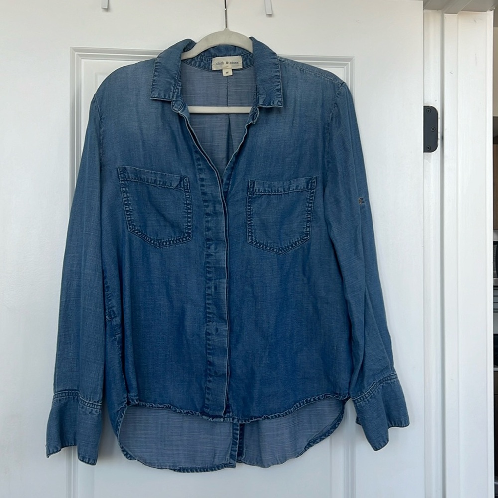 Anthropologie/cloth&stone chambray button down